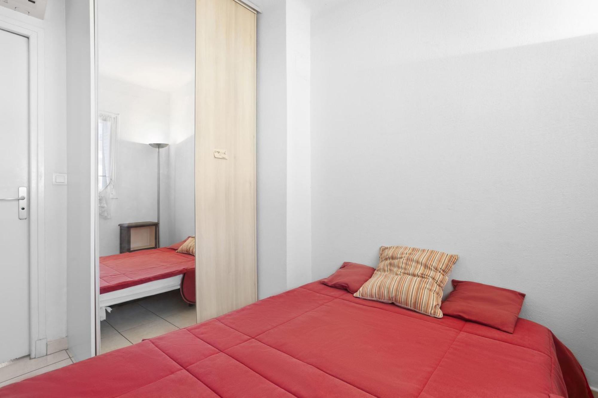 Front De Appartement *
